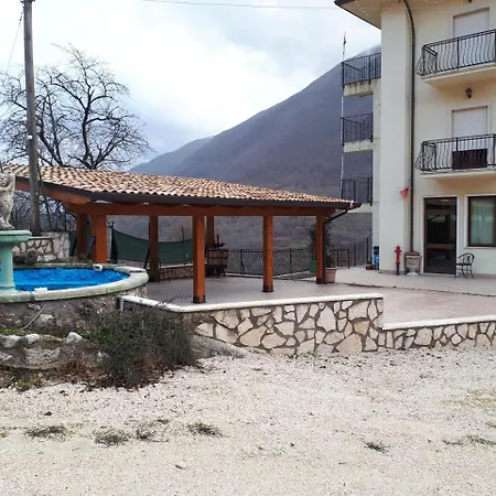 Hotell Lo Scoiattolo