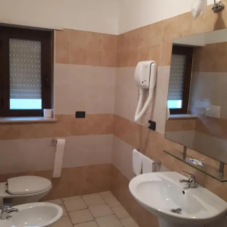 Lo Scoiattolo Hotell