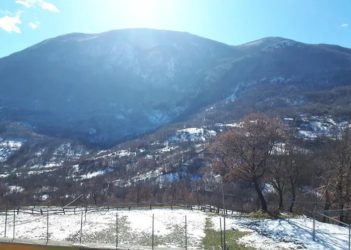 Hotel Lo Scoiattolo Castellafiume